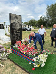 Beyləqan rayonu Bünyadlı kəndində şəhid Quluzadə Vəfadar Fəqan oğlunun mövlud günü qeyd olunub.