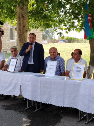 Beyləqanda “Son zəng” sədaları: Rayon İcra Hakimiyyəti başçısının təbriki məzunlara çatdırıldı!