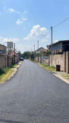 Beyləqan şəhərinin daha bir küçəsində asfaltlanma işləri aparılıb.