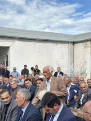 Beyləqan Rayon İcra Hakimiyyətinin başçısı Əziz Əzizov Milabad qəsəbəsində növbəti səyyar vətəndaş qəbulu keçirib.