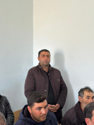 Beyləqan Rayon İcra Hakimiyyətinin başçısı Əziz Əzizov Yuxarı Kəbirli kəndində vətəndaşlarla növbəti səyyar qəbul-görüş keçirib.