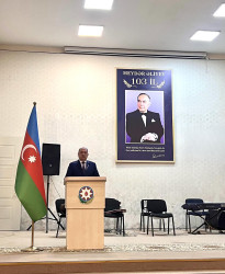 Beyləqanda “Ümummilli Lider Heydər Əliyev müasir müstəqil Azərbaycanın banisidir” adlı möhtəşəm tədbir keçirilib.
