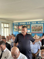 Beyləqan Rayon İcra Hakimiyyətinin başçısı Əziz Əzizov Örənqala qəsəbəsində səyyar görüş keçirib