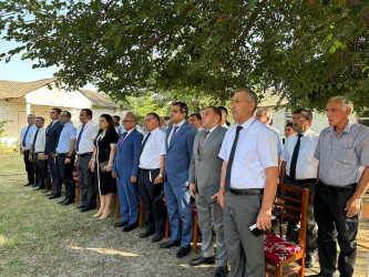 Beyləqan Rayon İcra Hakimiyyəti başçısı Əziz Əzizov Yuxarı Kəbirli kəndində səyyar qəbul keçirib.