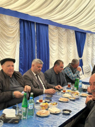 Beyləqan Rayon İcra Hakimiyyətinin başçısı Əziz Əzizov Vətən müharibəsi iştirakçısının yas mərasimində iştirak edib.