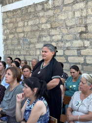 Beyləqan Rayon İcra Hakimiyyətinin başçısı Əziz Əzizov rayonun Əlinəzərli kəndində səyyar qəbul keçirib.