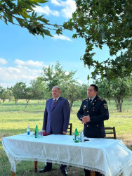 Orta Əlinəzərli kəndində vətəndaşlarla səyyar qəbul keçirilib