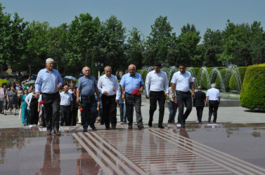 17 iyun – Tibb İşçilərinin Peşə Bayramı Günü qeyd olunub.