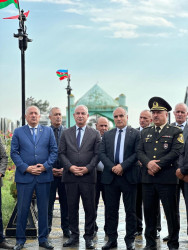 “27 Sentyabr - Anım Günü” ərəfəsində rayonun Təzəkənd, Tatalılar, Eyvazallar, Yuxarı Kəbirli kəndlərinin və Örənqala qəsəbə şəhidlərinin məzarları ziyarət edilib.