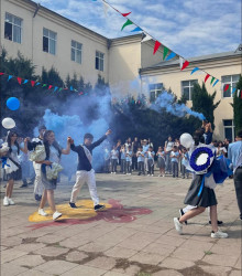 Beyləqan məktəblərində “Son zəng” sədaları səsləndi