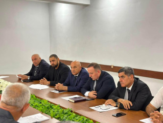 Beyləqan Rayon İcra Hakimiyyətində aqrar sahənin inkişafına dair Dövlət Proqramının icrası müzakirə olunub