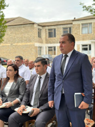 Beyləqan Rayon İcra Hakimiyyətinin başçısı vətəndaşlarla səyyar görüşlərini davam etdirir.