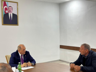 Beyləqan Rayon İcra Hakimiyyətinin başçısı Əziz Əzizov 16 aprel 2025-ci il tarixdə növbəti vətəndaş qəbulu keçirib.