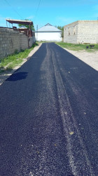 Beyləqan şəhərində yol infrastrukturunun yenilənməsi istiqamətində tədbirlər davam edir.