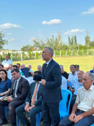 Beyləqan Rayon İcra Hakimiyyətinin başçısı Əziz Əzizov rayonun Günəşli qəsəbəsində növbəti səyyar vətəndaş qəbulu keçirib.