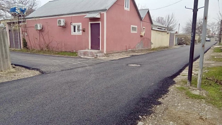 Beyləqan Rayon İcra Hakimiyyəti tərəfindən rayon ərazisində yol-nəqliyyat infrastrukturunun yaxşılaşdırılması istiqamətində tədbirlər davam etdirilir.