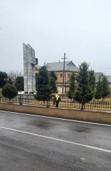 Rayon ərazisində təmizlik və abadlıq işlərinin davamlı şəkildə həyata keçirilməsi bu sahədə çalışan əməkdaşların gündəlik və fədakar əməyinin nəticəsidir.