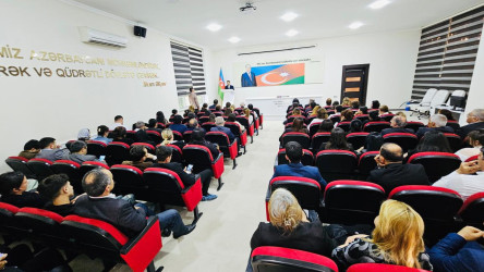 Beyləqanda Ümummilli Lider Heydər Əliyevin anadan olmasının 102-ci ildönümünə həsr olunmuş tədbir keçirilib.