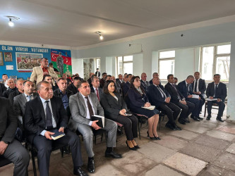 Örənqala qəsəbəsində səyyar vətəndaş qəbulu keçirilib.