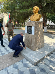 Azərbaycanın Milli Qəhrəmanı Əkbərov Akif Abbas oğlunun anım günü qeyd olunub.