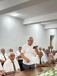 “14 iyul 1969-cu il – Müstəqil və qüdrətli Azərbaycan dövlətinin təməlinin qoyulduğu gün” adlı dəyirmi masa keçirilib.