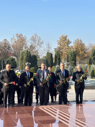 Beyləqanda Ədliyyə işçilərinin peşə bayramı münasibətilə Heydər Əliyevin abidəsi ziyarət olunub