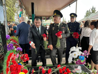 27 Sentyabr – Anım Günü ilə əlaqədar Beyləqan rayonunda Vətən müharibəsi şəhidlərinin əziz xatirəsi ehtiramla yad edilib.