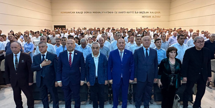 Beyləqanda görkəmli ədəbiyyatşünas Əsəd Cahangirlə ədəbi-bədii görüş keçirilib.