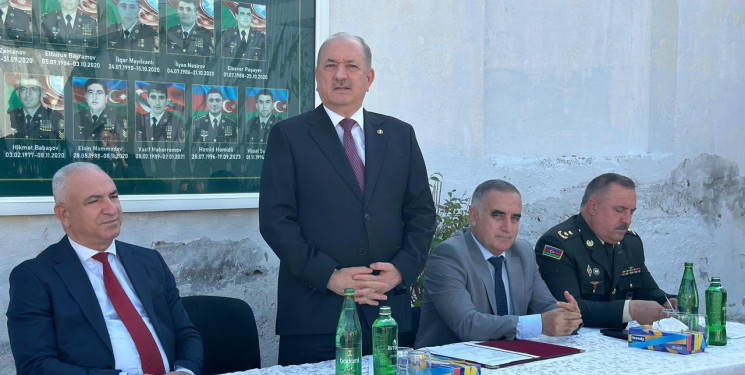 Beyləqan Rayon İcra Hakimiyyətinin başçısı Əziz Əzizov növbəti səyyar görüşü Milabad qəsəbəsində keçirib.