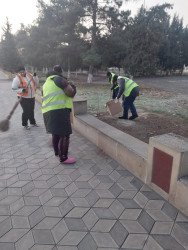 Beyləqanda abad mühit, əhalinin rahatlığının artırılması və sağlam yaşayış şəraitinin formalaşması məqsədilə abadlıq və təmizlik işləri mərhələli şəkildə davam etdirilir.