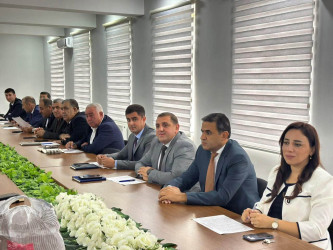 7 oktyabr 2026-cı il tarixdə Beyləqan Rayon İcra Hakimiyyətinin başçısı Əziz Əzizov Rayon İcra Hakimiyyətinin inzibati binasında növbəti vətəndaş qəbulu keçirib.