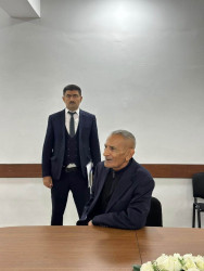 7 oktyabr 2026-cı il tarixdə Beyləqan Rayon İcra Hakimiyyətinin başçısı Əziz Əzizov Rayon İcra Hakimiyyətinin inzibati binasında növbəti vətəndaş qəbulu keçirib.