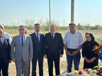 27 Sentyabr – Anım Günü ərəfəsində şəhidlərin məzarları ziyarət olunub