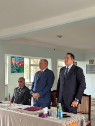 Örənqala qəsəbəsində səyyar vətəndaş qəbulu keçirilib.