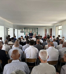 Beyləqan Rayon İcra Hakimiyyətinin başçısı Əziz Əzizov Örənqala qəsəbəsində səyyar görüş keçirib