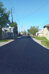 Beyləqan rayonunda yol infrastrukturunun yaxşılaşdırılması istiqamətində həyata keçirilən tədbirlər uğurla davam etdirilir.