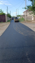 Beyləqan rayonunda yol infrastrukturunun yaxşılaşdırılması istiqamətində işlər ardıcıl şəkildə davam etdirilir.