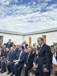 Beyləqan Rayon İcra Hakimiyyətinin başçısı Əziz Əzizov Milabad qəsəbəsində növbəti səyyar vətəndaş qəbulu keçirib.