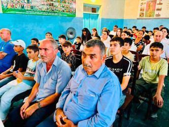 Beyləqanda “Şəhərdən kəndə mədəniyyət karvanı” layihəsi çərçivəsində film nümayiş olunub